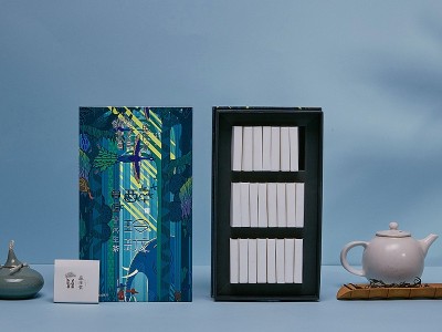 濟(jì)南茶葉禮盒定制廠家是如何搭配內(nèi)托的？